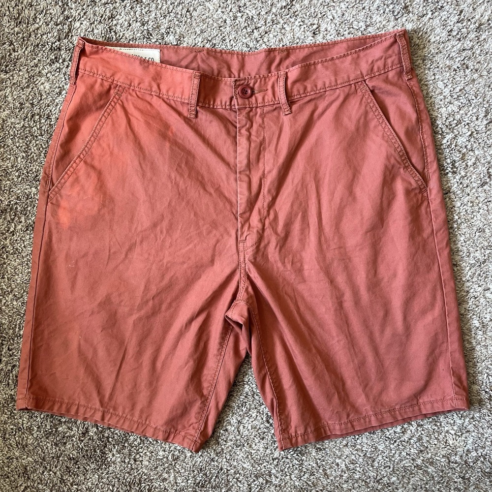 Levi's Shorts Men's 34 Salmon Pink